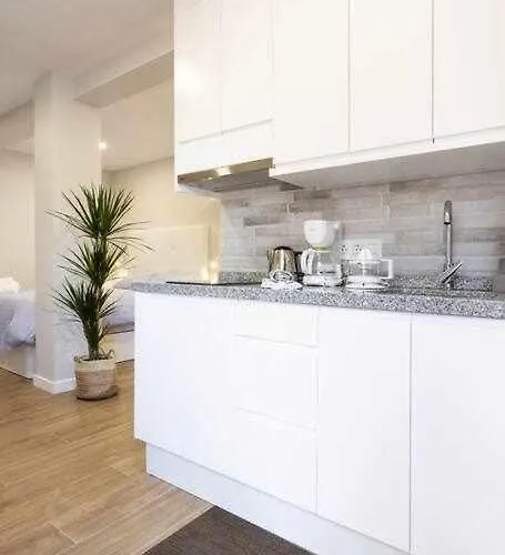 Sunnyland Martianez 2 شقة *