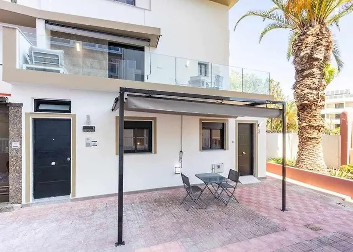 Sunnyland Martianez 2 شقة *